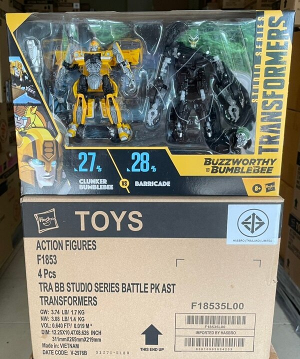 Buzzworthy Bumblebee Studio Series Versus 2 Packs  (12 of 12)